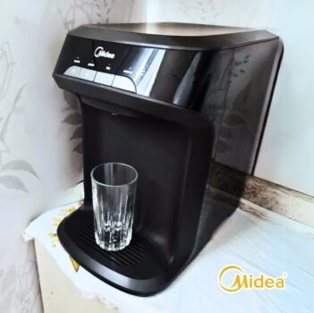 Purificador de Água Preto Midea