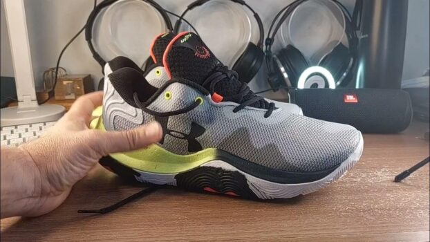 Tênis Under Armour Buzzer - Masculino