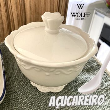 Açucareiro de Porcelana com Tampa e Colher Alto Relevo Wolff 10,5x9,5cm Branco