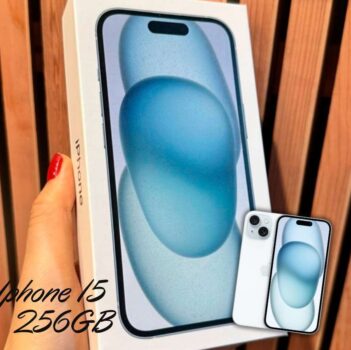 Apple iPhone 15 (256 GB)