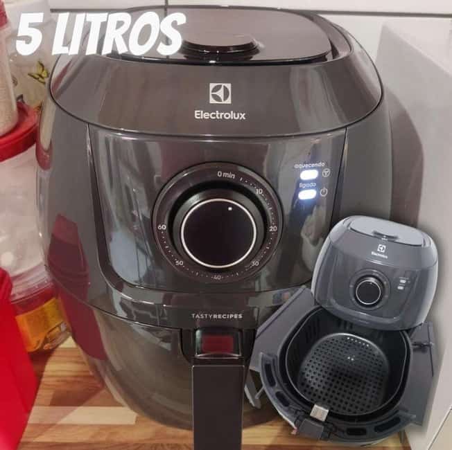 Fritadeira Elétrica sem oleo Electrolux Airfryer 5L 8 receitas pré-sugeridas desligamento automatico cesto removivel 1700W EAF50 grafite 220v