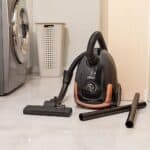 Aspirador de Pó Powerful Compact Oster 1400W OASP501 - 220v