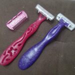 BIC Aparelho De Depilação Soleil Shave & Trim 3 Lâminas Rosa E Roxo 930184 2 Unidades + Aparador De Pelos Rosa/Roxo Pacote De 2