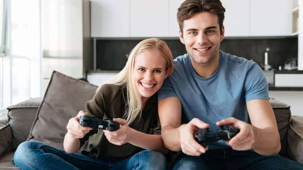 Xbox vs PS5: Qual Console Comprar? Comparativo Completo em 2024 Xbox vs PS5: Qual Console Comprar? Comparativo Completo em 2024