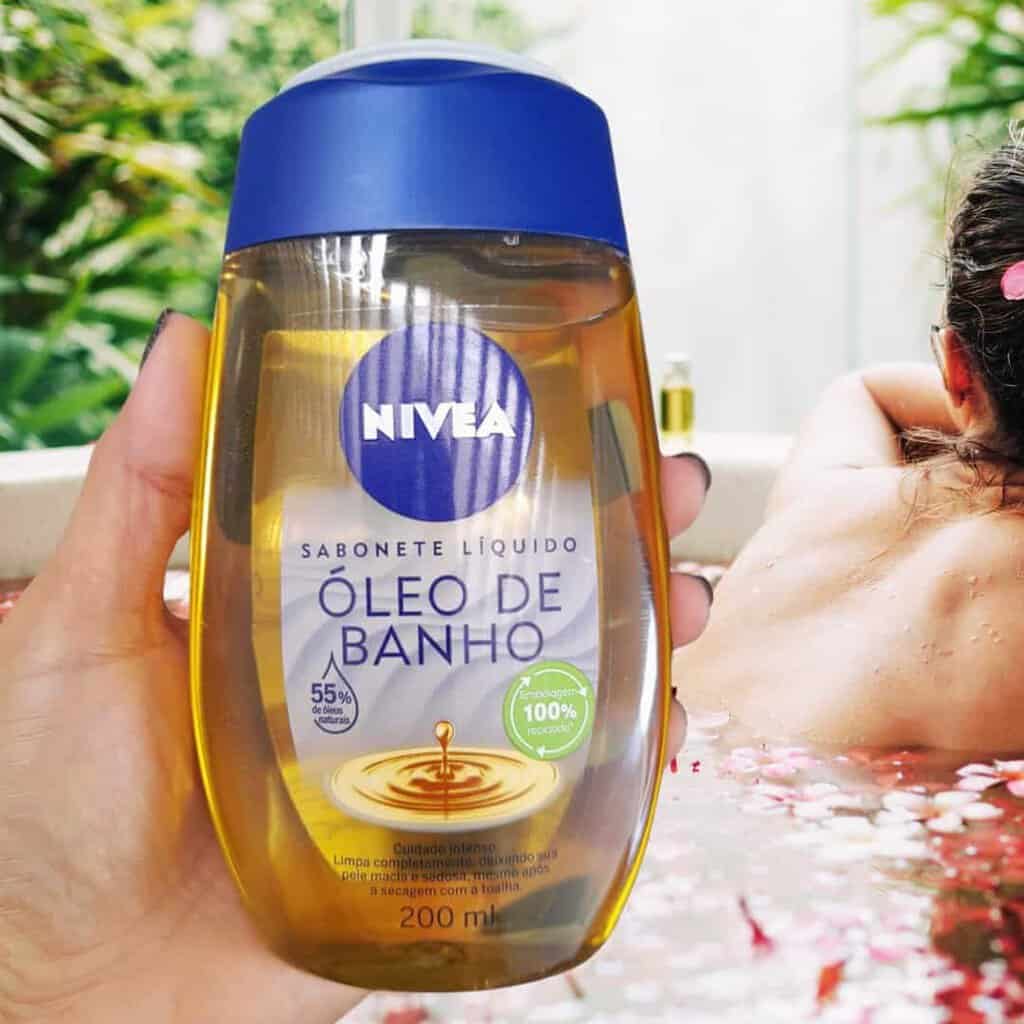 NIVEA Sabonete Líquido Óleo de Banho 200ml - Com 55% de óleos naturais, produz espuma cremosa e proporciona hidratação intensa, maciez e cuidado único com a pele