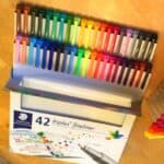 STAEDTLER Caneta Fineliner, Fineliner Triplus, Estojo com 42 cores, 334 C42 02, Multicolorido