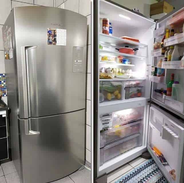 Geladeira Brastemp Frost Free Inverse 588 litros cor Inox com Smart Bar BRE85AK