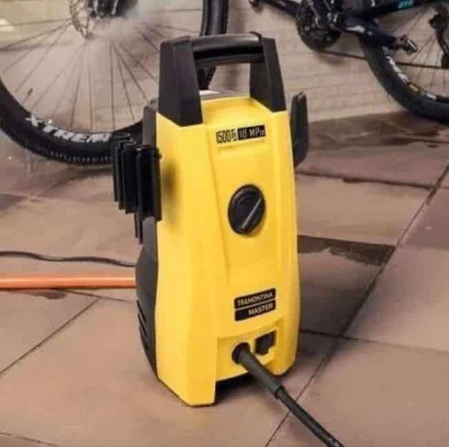 Lavadora De Alta Pressão Master Jato Regulável 1500psi Com 1200w Amarelo E Preto Tramontina 127v