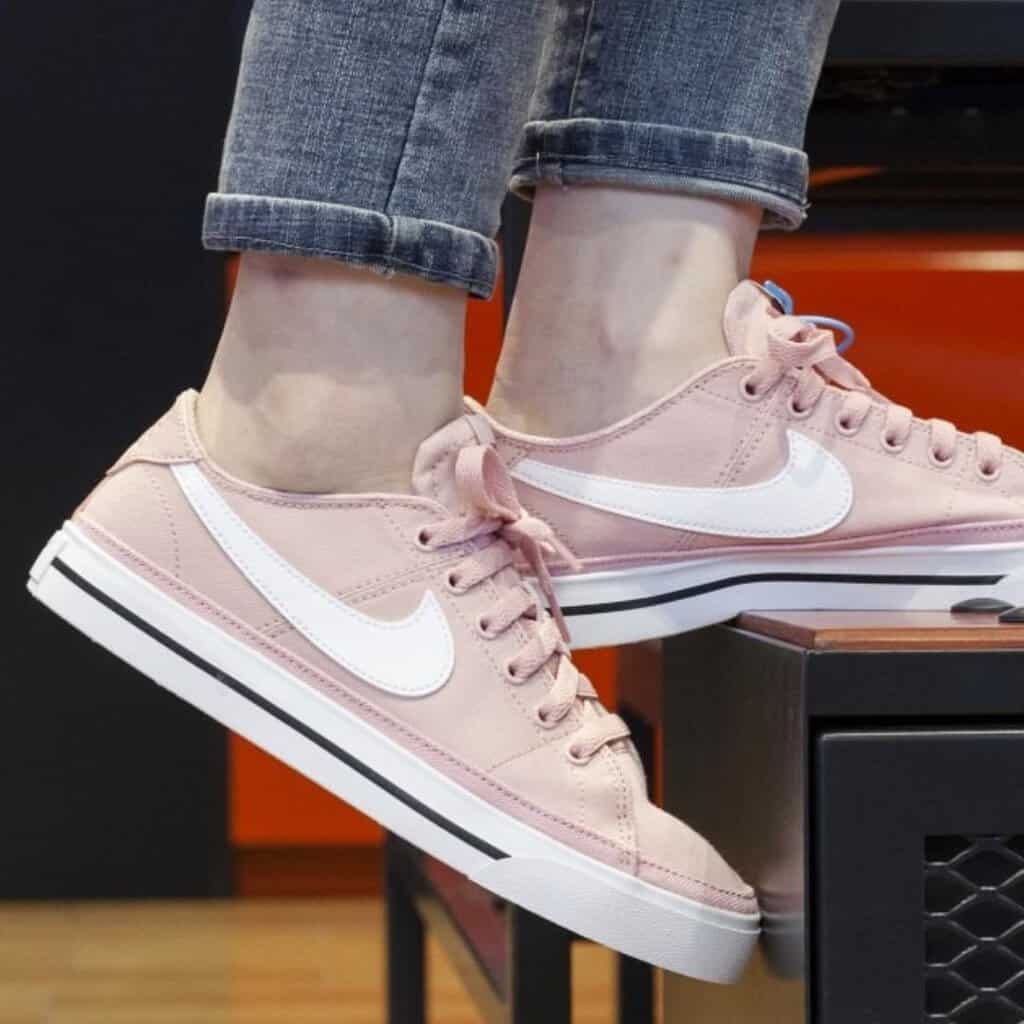 Tênis Nike Court Legacy Canvas Feminino