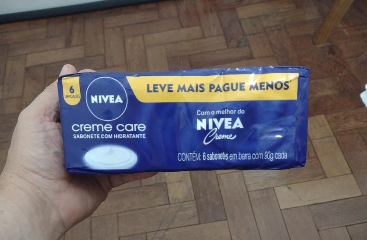 NIVEA Sabonete em Barra Creme Care Promo 6 un. 90g - Limpa e deixa a pele macia mesmo após o banho, com glicerina, fragrância NIVEA Creme e o exclusivo ingrediente Eucerit