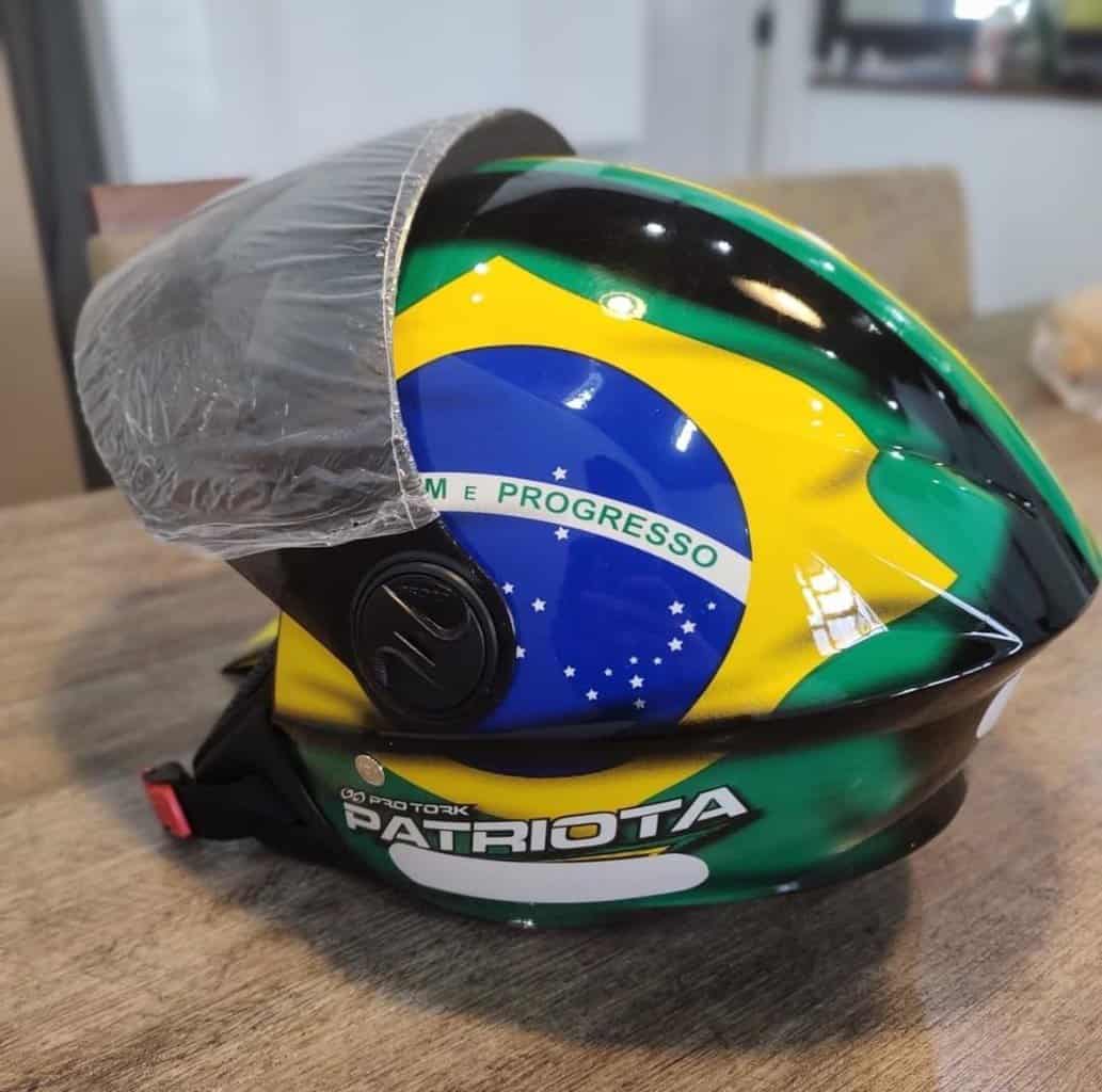 Pro Tork Capacete Aberto New Liberty Three Patriota Brasil Viseira Fumê Preto/Verde