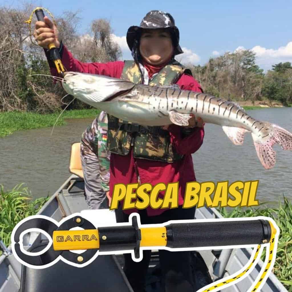 Pesca Brasil Alicate para Pesca com Balança com Cabo Antiderrapante e Corda para Pendurar