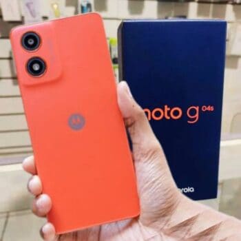 Smartphone Motorola Moto G04S 4G 128GB, Tela 6,6", 4GB + 4GB RAM Boost, Câmera de 50MP com IA e Night Vision, Processador Octa-Core