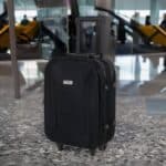 Mala pequena Lucerna Soft 2 Rodas Swiss Move Preta