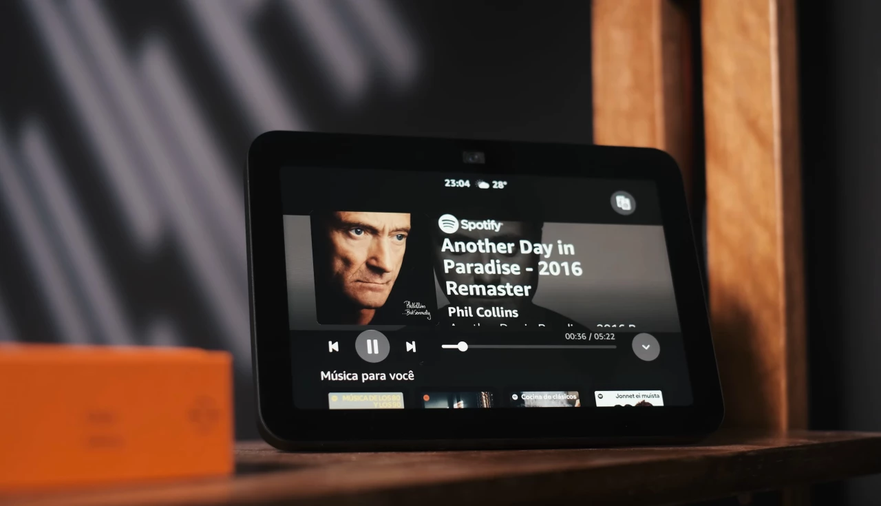 Echo Show 8 (3ª Geração): Vale a Pena o Upgrade? Echo Show 8 (3ª Geração): Vale a Pena o Upgrade?
