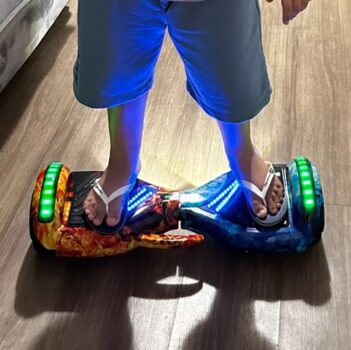 Hoverboard Overboard Skate Elétrico 6.5 Polegada Bluetooth