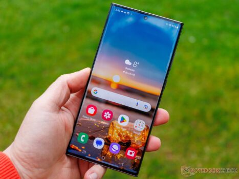 Samsung Galaxy S23 Ultra 5G 256GB Tela 6.8'' 12GB RAM IP68 Processador Qualcomm Snapdragon 8 Gen 2 Câmera Quádrupla de até 200MP + Selfie 12MP
