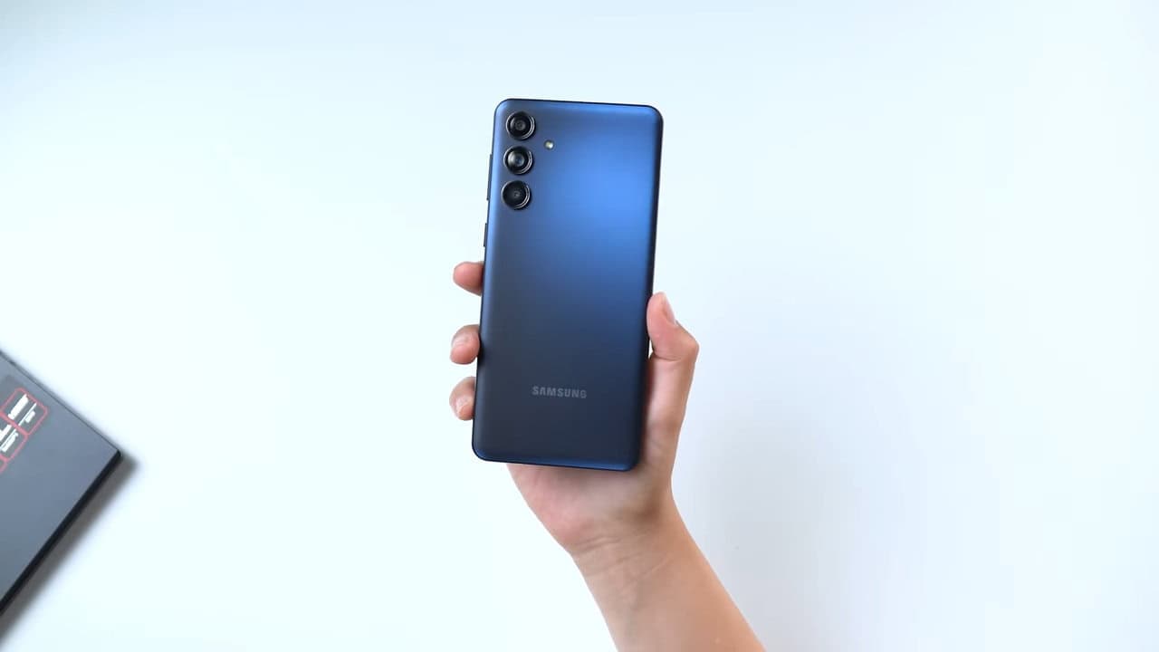 Galaxy M55 5G: De R$1900 por R$1450 – Será o Momento de Comprar?