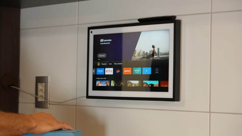 Novo Echo Show 15 (2ª Geração): Vale a Pena o Upgrade? Novo Echo Show 15 (2ª Geração): Vale a Pena o Upgrade?