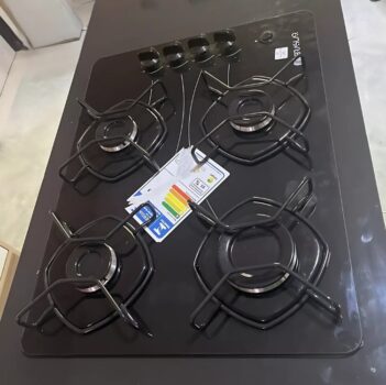 Cooktop Braslar Pop Gás 4 Bocas Mesa Vidro - Bivolt Cor Preto 127V/220V