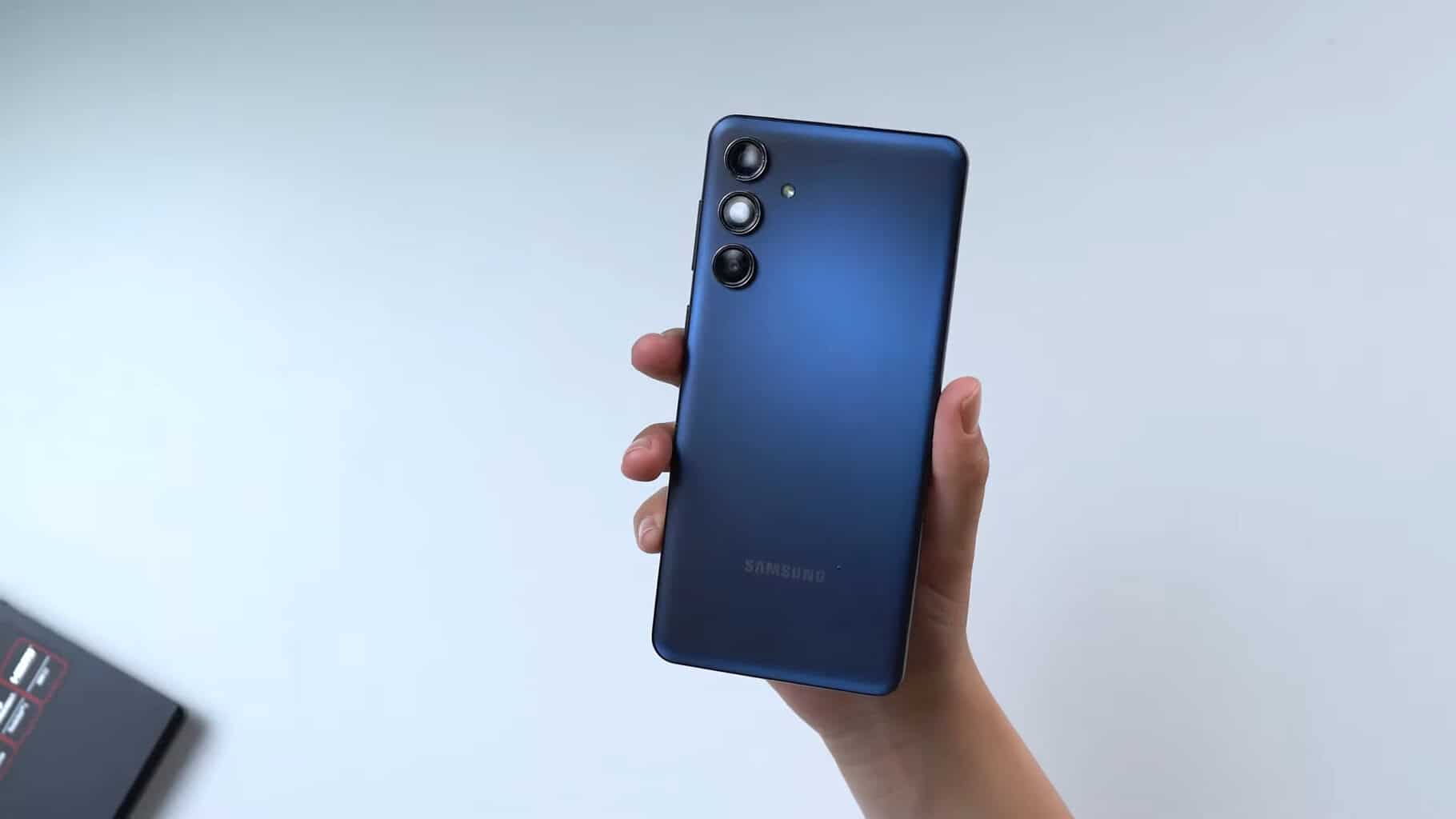 Galaxy M55: O Melhor Samsung por R$ 1.300? Analisamos Tudo! Galaxy M55: O Melhor Samsung por R$ 1.300? Analisamos Tudo!