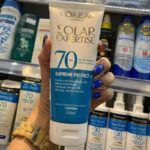 Protetor Solar Corporal L'Oréal Paris Solar Expertise FPS 70 200ml - Previne o Envelhecimento Solar, Textura Ultra-leve, Hidrata e Protege a pele