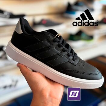 Tênis Adidas Courtblock Feminino