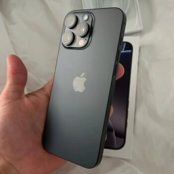 Apple iPhone 16 Pro Max (256 GB) - Titânio-preto