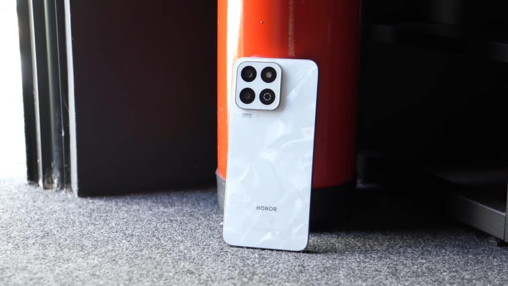 Honor X7C: O Smartphone com Melhor Custo-Benefício e Resistência Extrema Honor X7C: O Smartphone com Melhor Custo-Benefício e Resistência Extrema