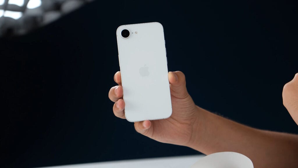 iPhone 16E: O iPhone "Baratinho" da Apple Vale a Pena? Unboxing e Análise Completa iPhone 16E: O iPhone "Baratinho" da Apple Vale a Pena? Unboxing e Análise Completa