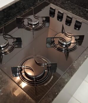 Cooktop 4 Bocas Preto Com Mesa Vidro Atlas Agile Up 127/220V Preto