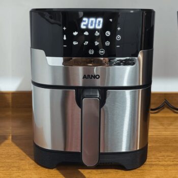 Fritadeira sem Óleo e Grill Arno Airfry & Grill Expert Maxx Digital 6,5L AFD6, 1680W, 8 Programas, Divisória e Função SYNC, 2 em 1 para Fritar e Grelhar, 110V