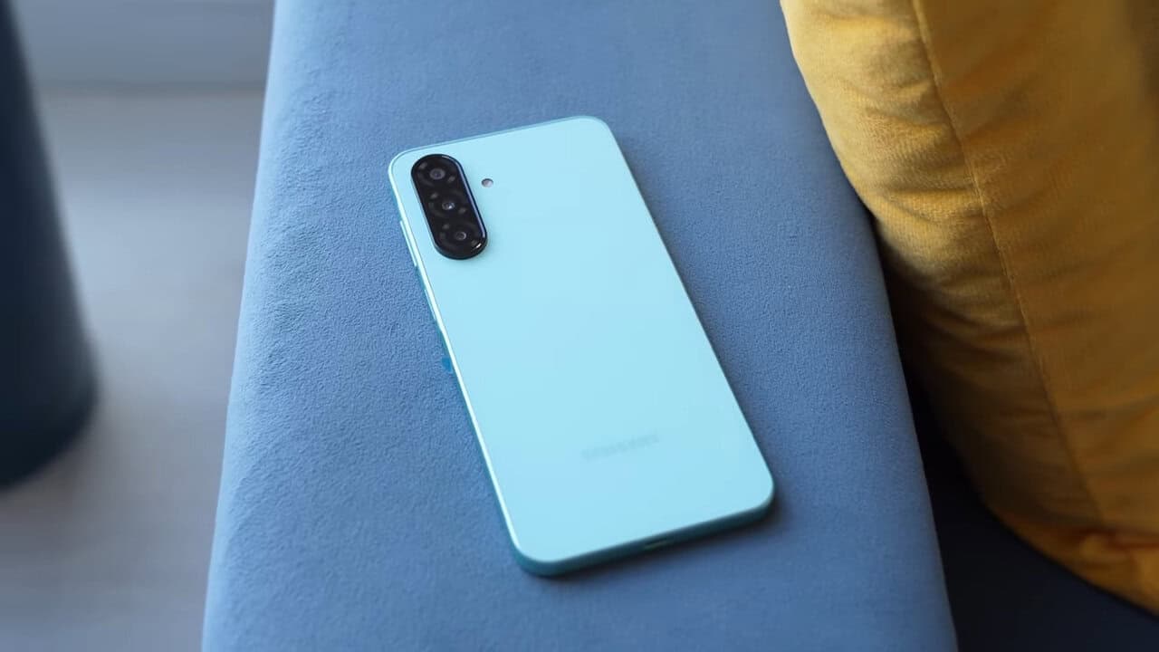 Galaxy A26 5G: Primeiras Impressões do Novo Intermediário da Samsung Galaxy A26 5G: Primeiras Impressões do Novo Intermediário da Samsung