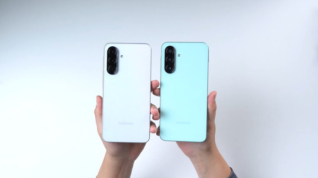 Galaxy A26 vs Galaxy A36: Qual o Melhor Custo-Benefício? Galaxy A26 vs Galaxy A36: Qual o Melhor Custo-Benefício?