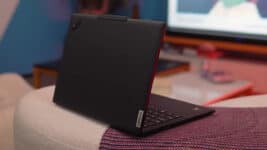 ThinkPad T14s com Snapdragon X Elite: Vale a Pena o Notebook ARM da Lenovo?
