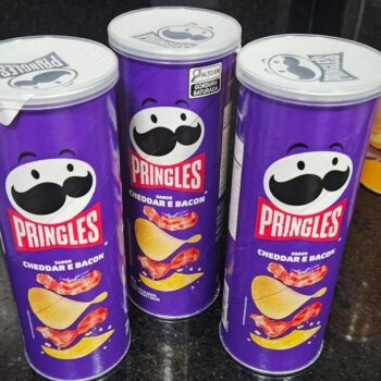 Salgadinho Batata Frita Pringles Cheddar e Bacon 105g