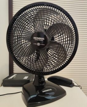 Ventilador de Mesa 30cm Super Power Mondial Preto 60W 6 Pás VSP-30-B - 127V