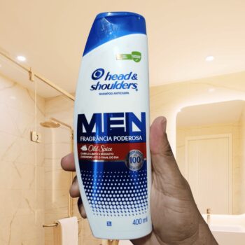 Head & Shoulders Shampoo Anticaspa Fragrância Poderosa Old Spice 400 ml