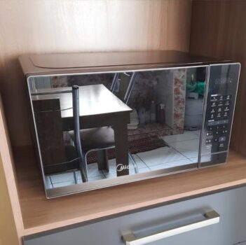 Micro-ondas Midea 20 Litros Prata Espelhado Mrae21 - 110v