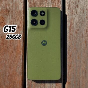 Smartphone Motorola Moto g15-256GB 12GB (4GB RAM+8GB Ram Boost) e Camera 50MP com AI e Night Vision Bateria de 5200 mAh Tela FHD+ 6.7" com Superbrilho NFC - Verde