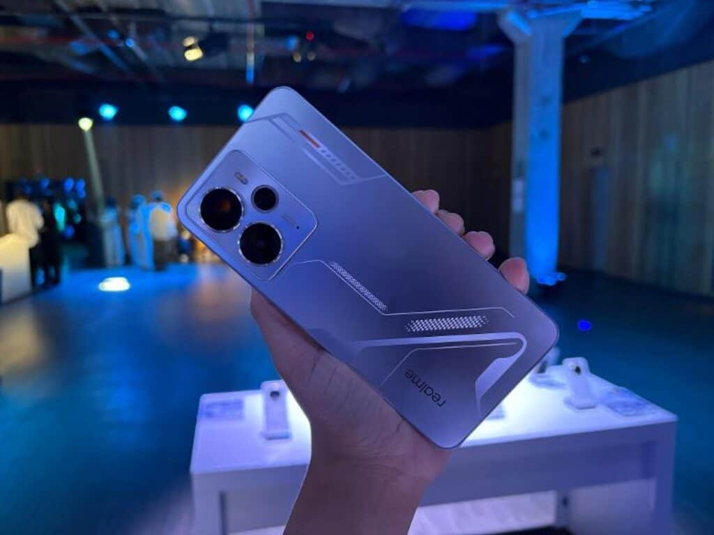 Realme 14 5G: 6 Primeiras Coisas para Fazer ao Tirar da Caixa Realme 14 5G: 6 Primeiras Coisas para Fazer ao Tirar da Caixa