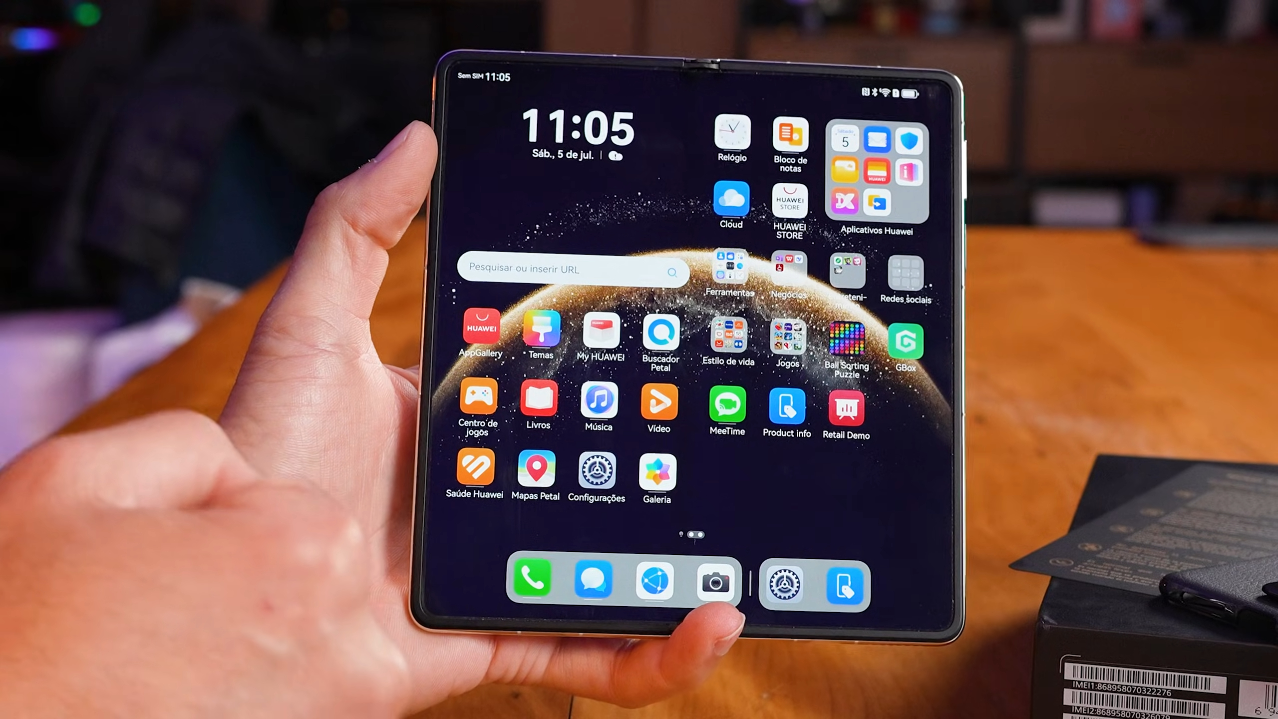 Huawei Mate X6: Vale a Pena Comprar o Dobrável de R$23 Mil? Huawei Mate X6: Vale a Pena Comprar o Dobrável de R$23 Mil?