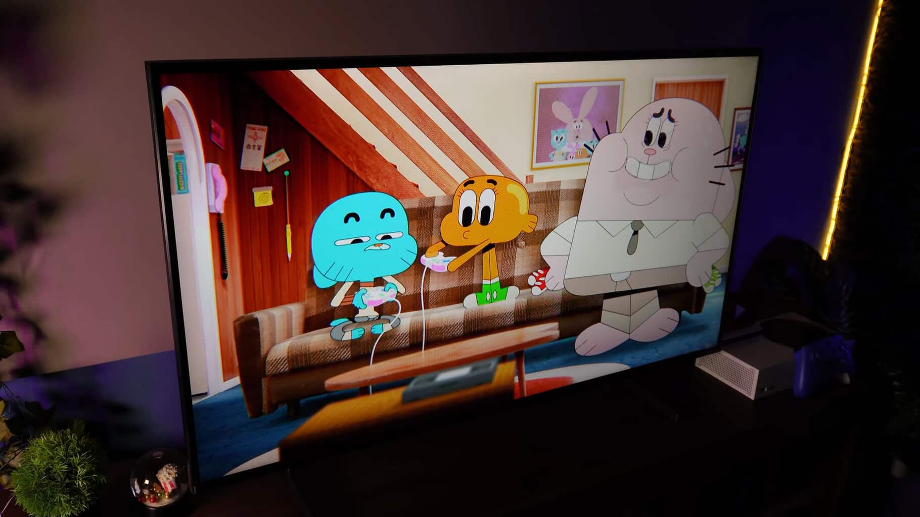Samsung Crystal UHD U8600F: A TV Barata que Vale a Pena em 2025? Samsung Crystal UHD U8600F: A TV Barata que Vale a Pena em 2025?