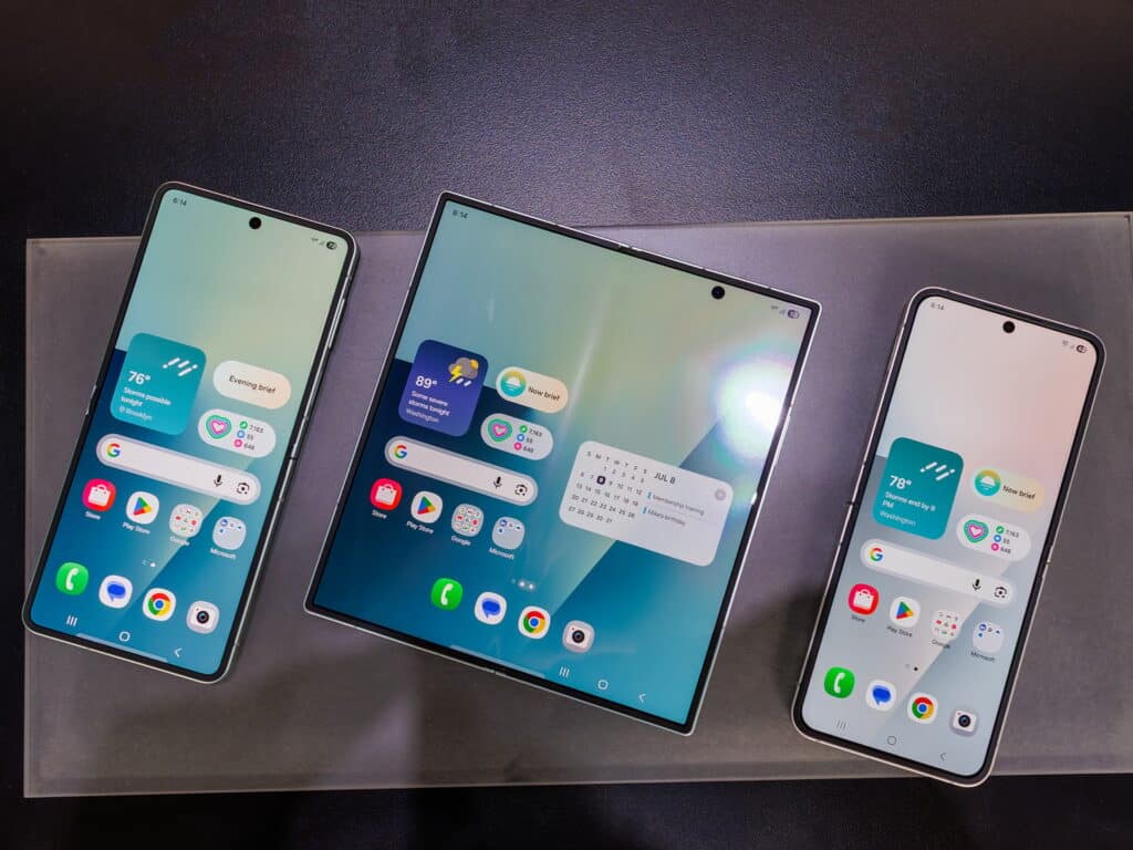 Samsung confirma lançamento dos Galaxy Z Fold 7, Z Flip 7 e Z Flip 7 FE no Brasil para 24 de julho Samsung confirma lançamento dos Galaxy Z Fold 7, Z Flip 7 e Z Flip 7 FE no Brasil para 24 de julho