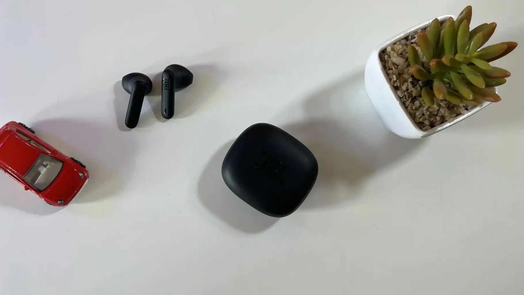 Os 5 Melhores Fones JBL Sem Fio de 2025 Segundo os Usuários Os 5 Melhores Fones JBL Sem Fio de 2025 Segundo os Usuários
