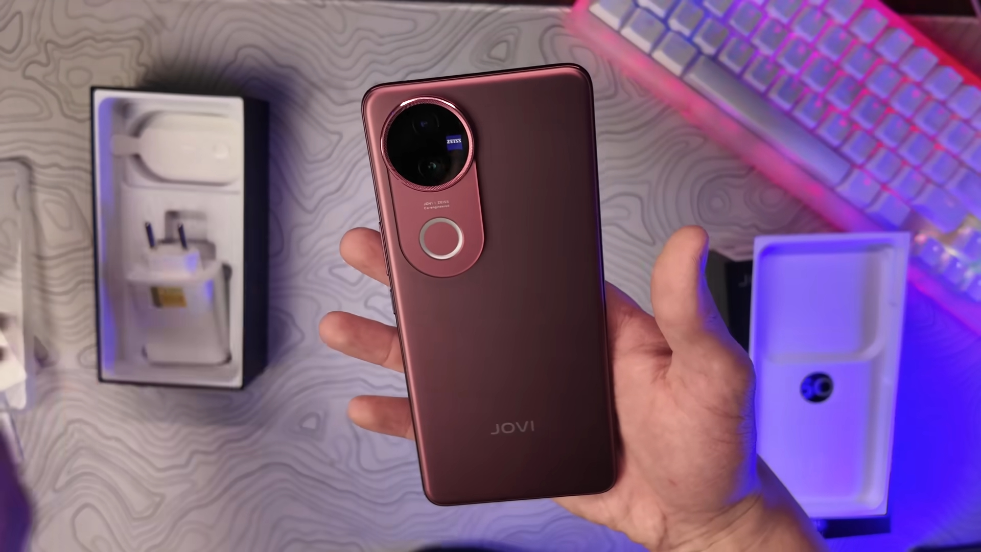 JOVI V50G: O Celular de R$ 5.000 que Decepcionou no Brasil