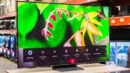 Qual TV Comprar em 2025? Comparativo Completo entre LG QNED85ASG, TCL C7K e Samsung S90D