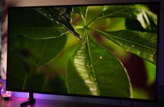 Samsung Crystal UHD U8600F: Vale a Pena Comprar Essa TV 4K Barata em 2025?