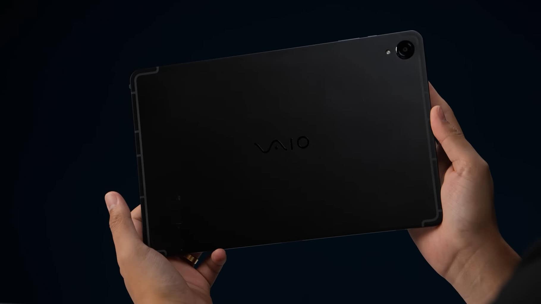 VAIO TL12 — O tablet mais barato com tela AMOLED, teclado e caneta no Brasil VAIO TL12 — O tablet mais barato com tela AMOLED, teclado e caneta no Brasil