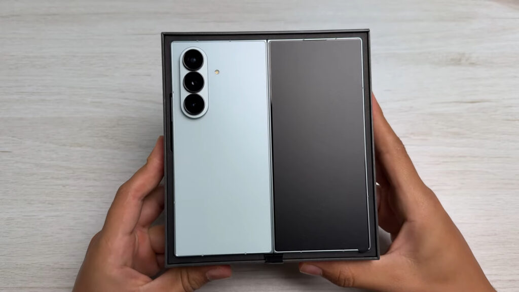 Galaxy Z Fold 7: Unboxing, Primeiras Impressões e Tudo que Você Precisa Saber Galaxy Z Fold 7: Unboxing, Primeiras Impressões e Tudo que Você Precisa Saber